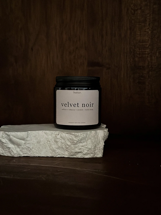 Velvet Noir 220g Candle