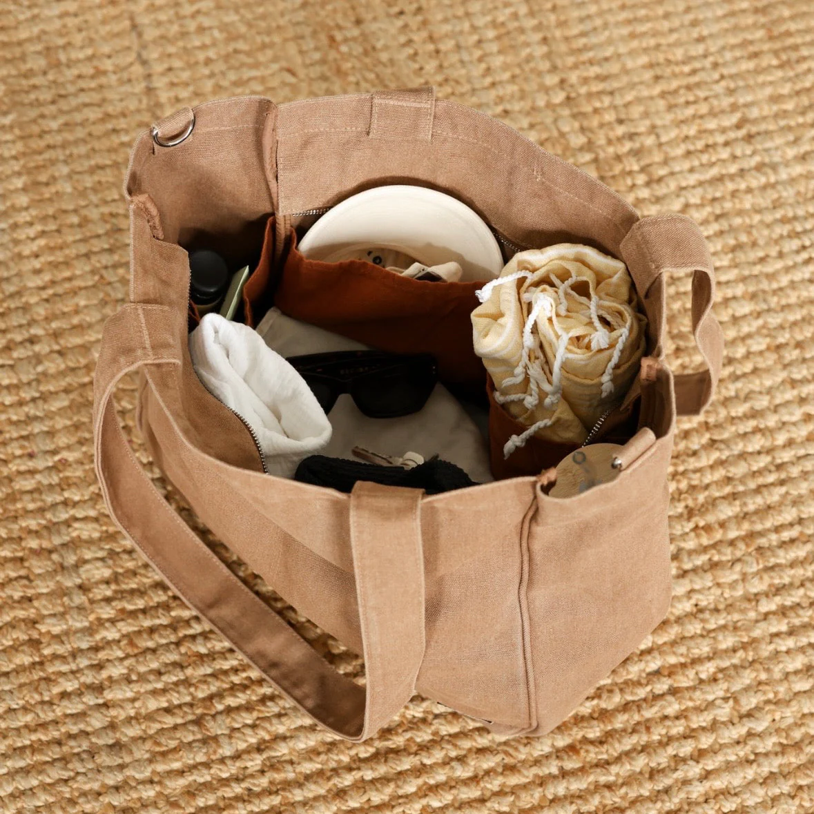 Everyday Pocket Tote Mocha Gold