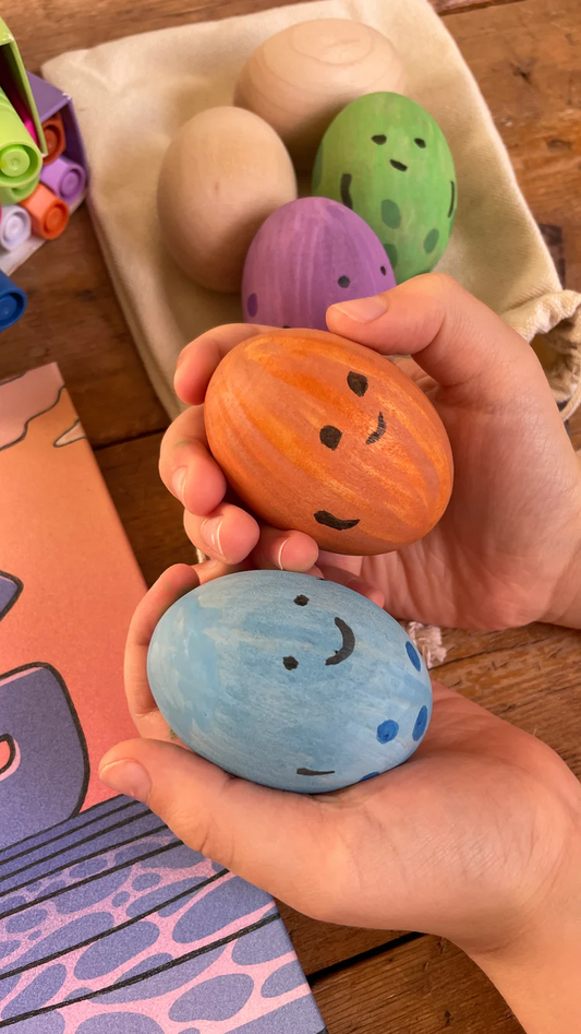 6 Wooden Eggs