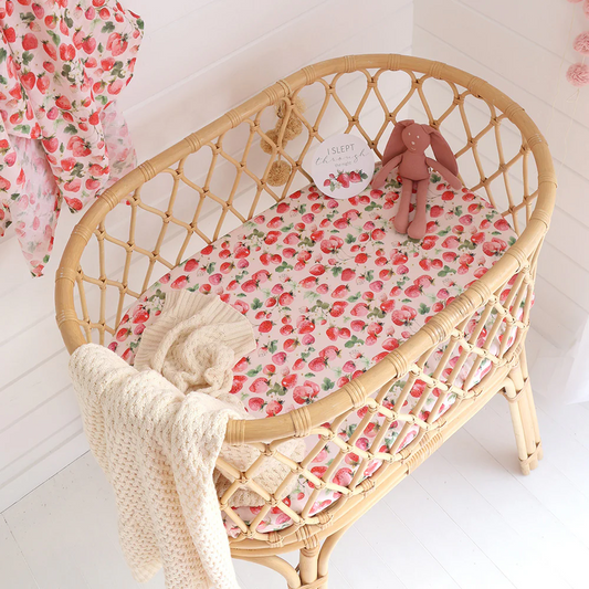 Fitted Bassinet Sheet Strawberry