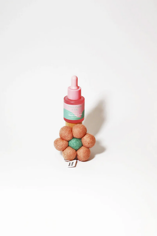 White Peach & Lily Felt Air Freshener 