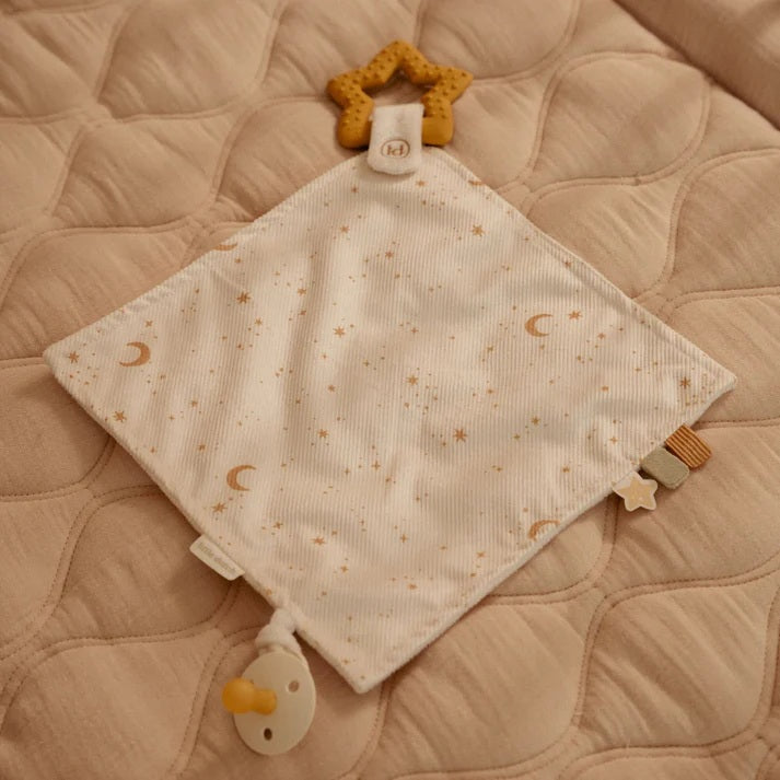 Little Dutch Cuddle Cloth With Teether