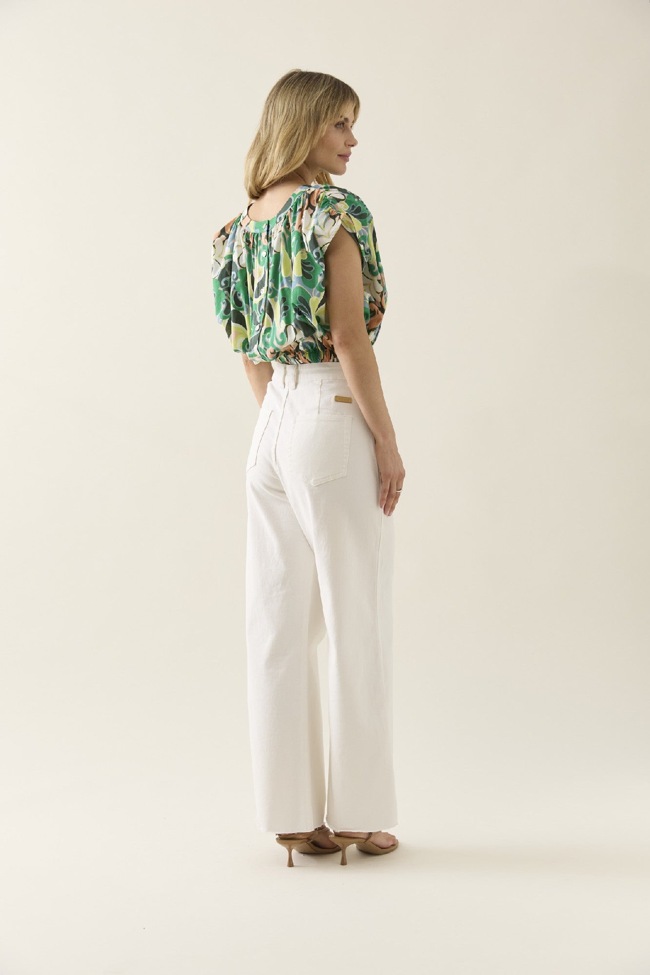 Aurora Reversible Crop Top Paisley [sz:extra Small]