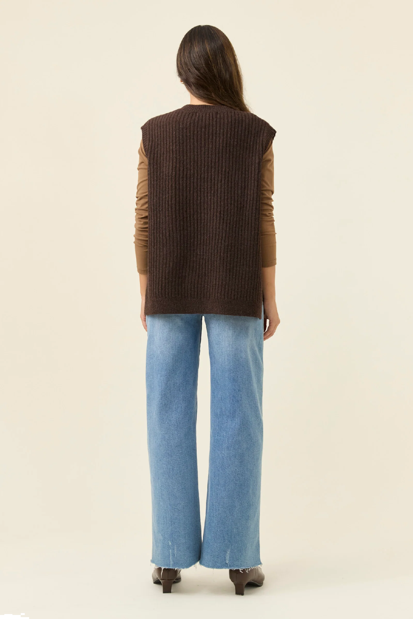 Miru Crew Knit Vest Chocolate [sz:small]