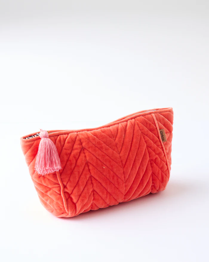 Poppy Queen Velvet Toiletry Bag 