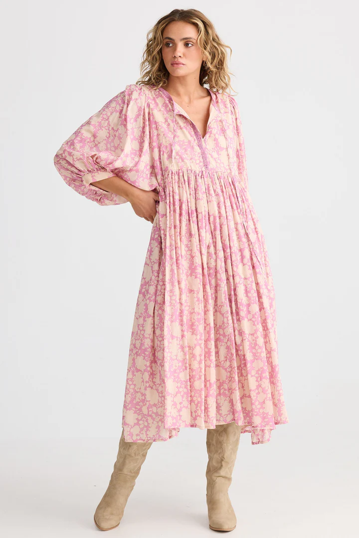 Wisteria Meadow Muse [sz:small/medium]